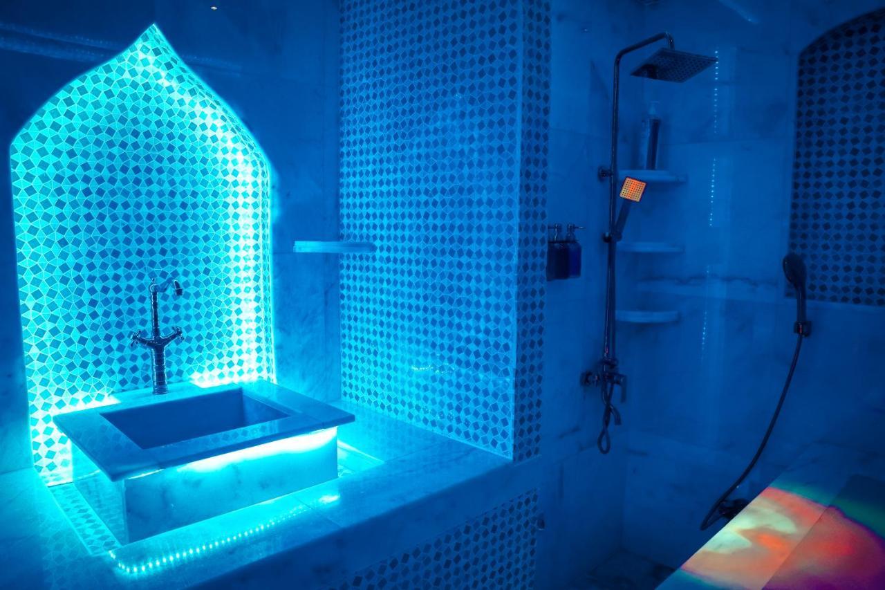 Cristal 4* Abu Dhabi