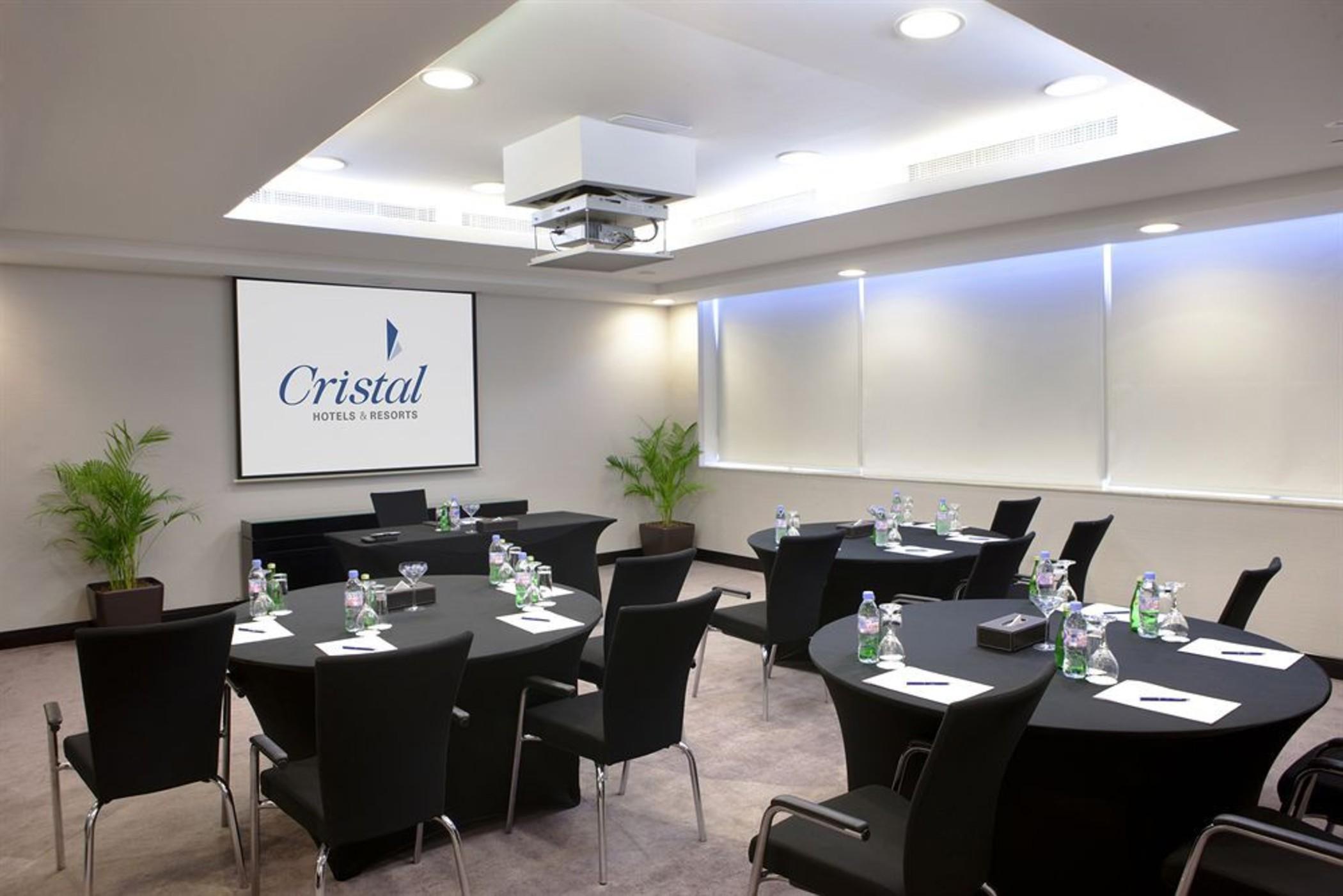 Cristal 4* Abu Dhabi